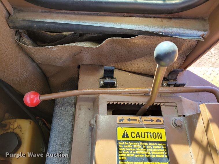 image for item DM8115 Dressta TD12C  dozer