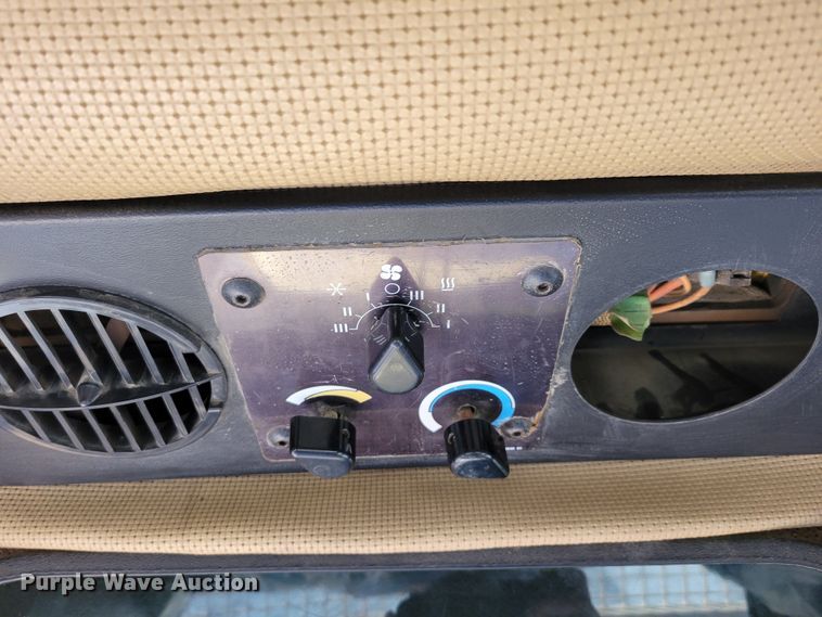 image for item DM8115 Dressta TD12C  dozer