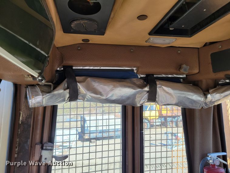 image for item DM8115 Dressta TD12C  dozer