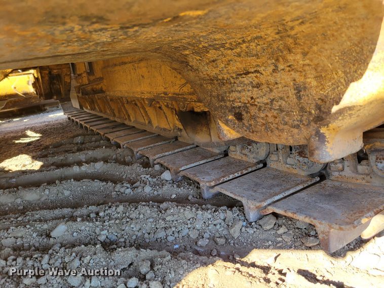 image for item DM8115 Dressta TD12C  dozer