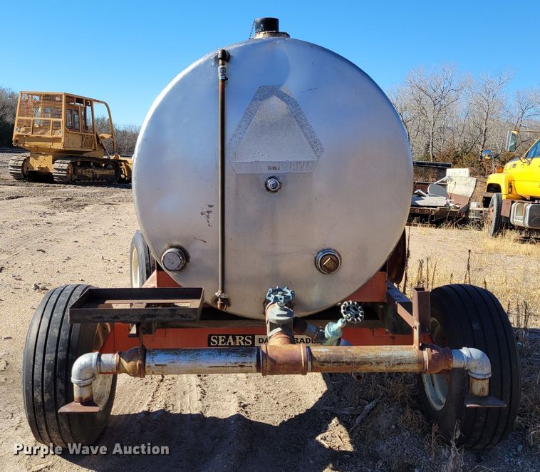 image for item DM8116 Sears David Bradley 70039102  tank trailer