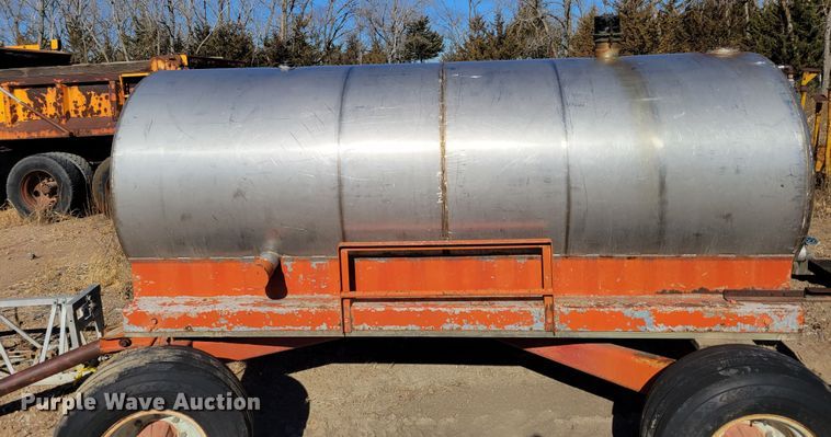 image for item DM8116 Sears David Bradley 70039102  tank trailer