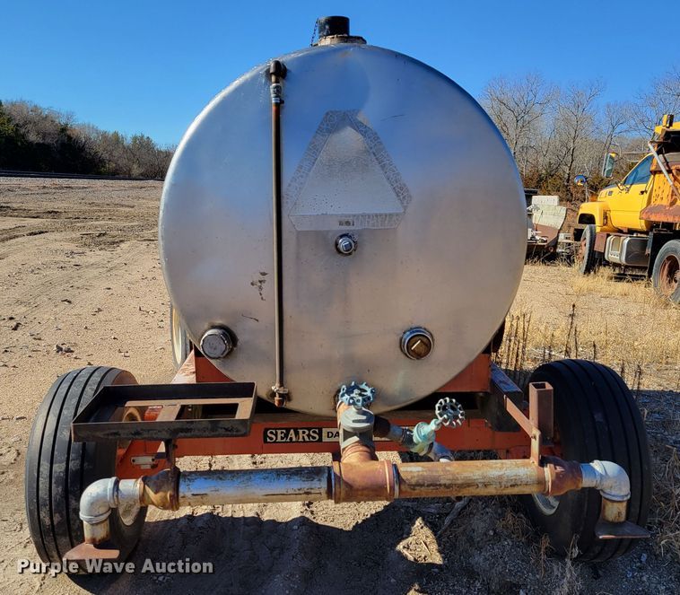 image for item DM8116 Sears David Bradley 70039102  tank trailer
