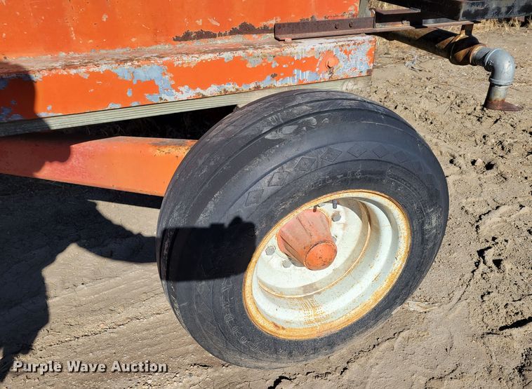 image for item DM8116 Sears David Bradley 70039102  tank trailer