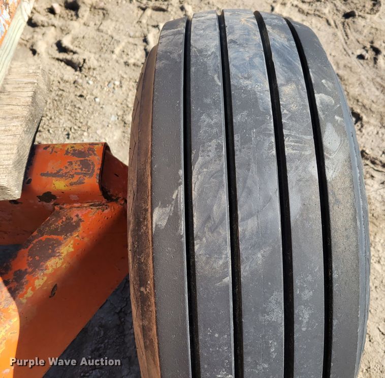 image for item DM8116 Sears David Bradley 70039102  tank trailer