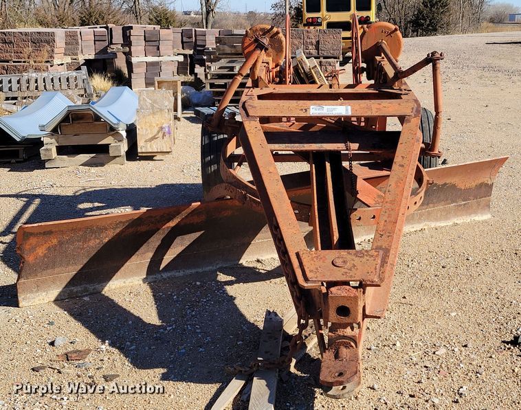 image for item DM8118 Stockland 1T  grader