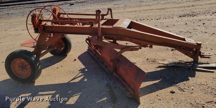 image for item DM8118 Stockland 1T  grader