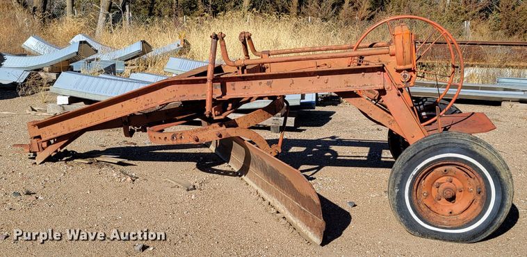 image for item DM8118 Stockland 1T  grader