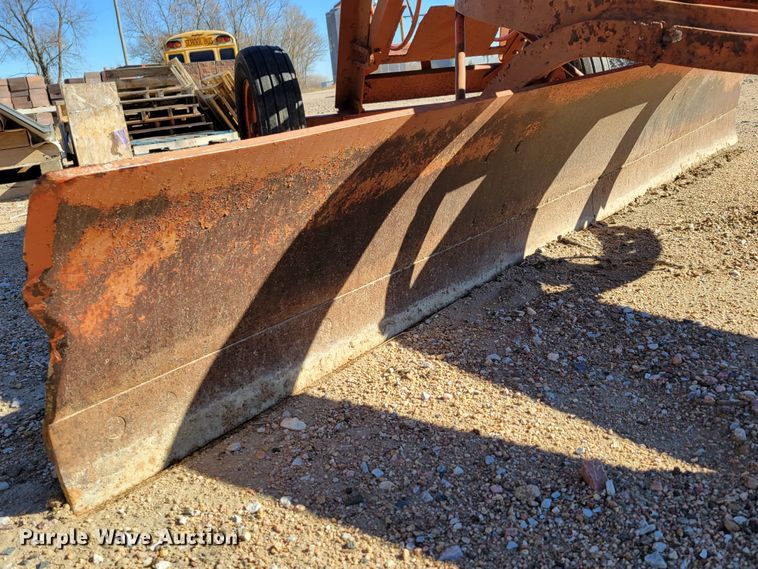 image for item DM8118 Stockland 1T  grader