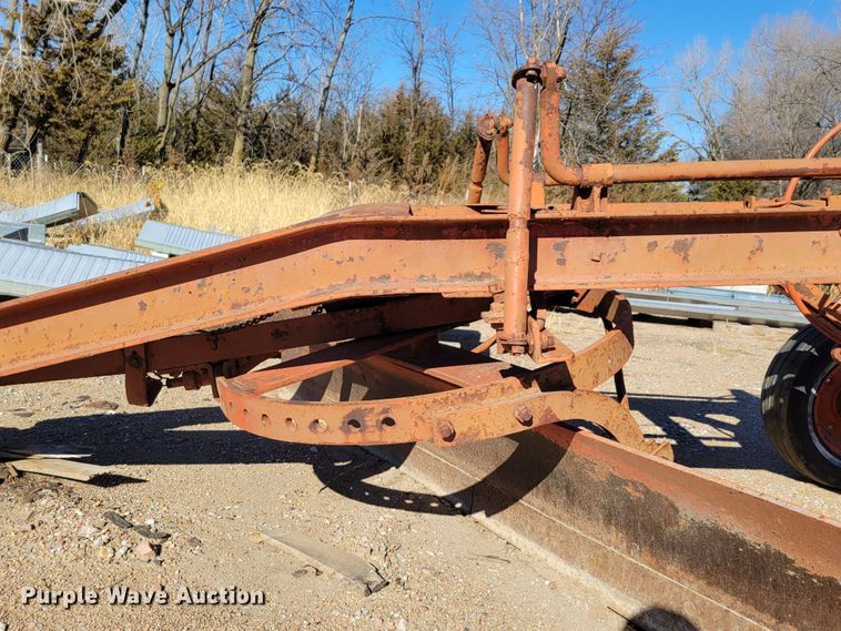 image for item DM8118 Stockland 1T  grader
