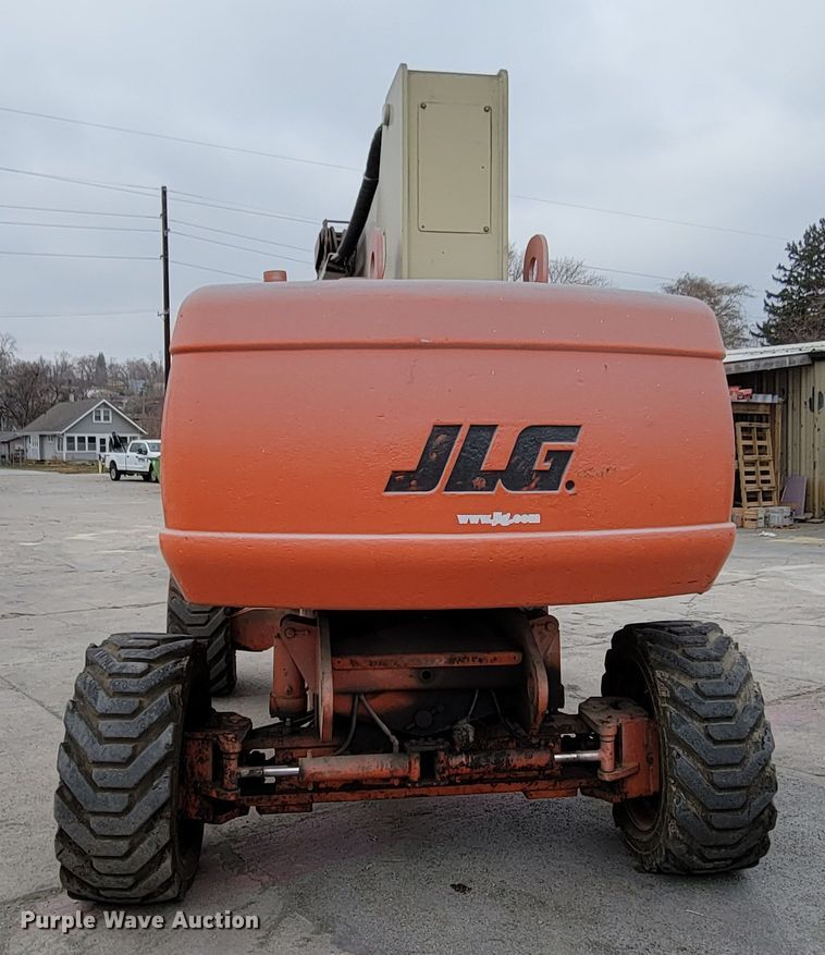 image for item DM8120 2004 JLG 860SJ  boom lift