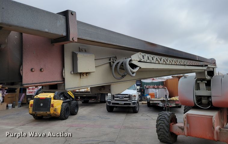 image for item DM8120 2004 JLG 860SJ  boom lift