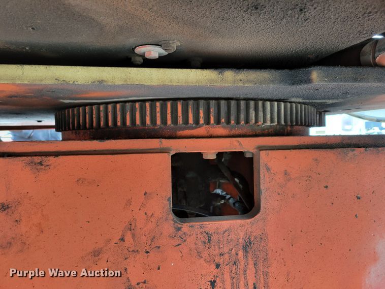image for item DM8120 2004 JLG 860SJ  boom lift
