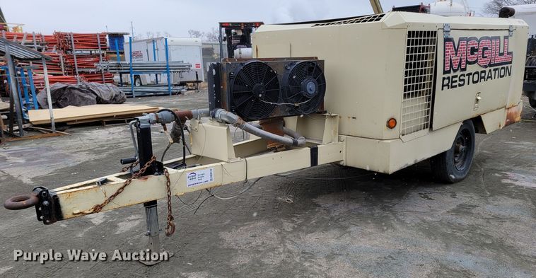 image for item DM8122 Ingersoll Rand  air compressor