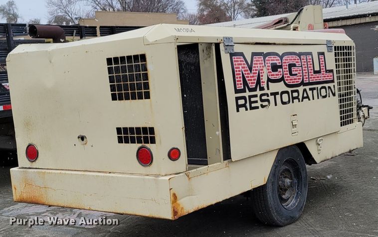 image for item DM8122 Ingersoll Rand  air compressor