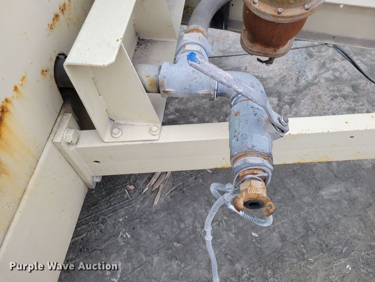 image for item DM8122 Ingersoll Rand  air compressor