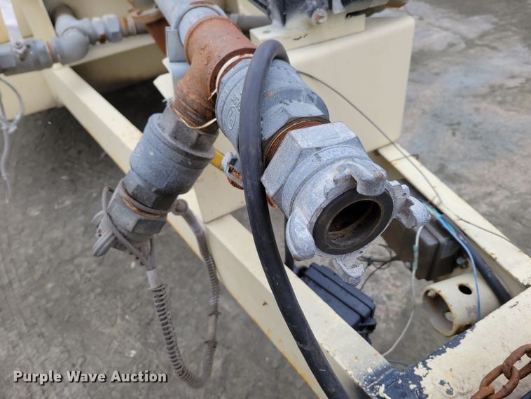 image for item DM8122 Ingersoll Rand  air compressor