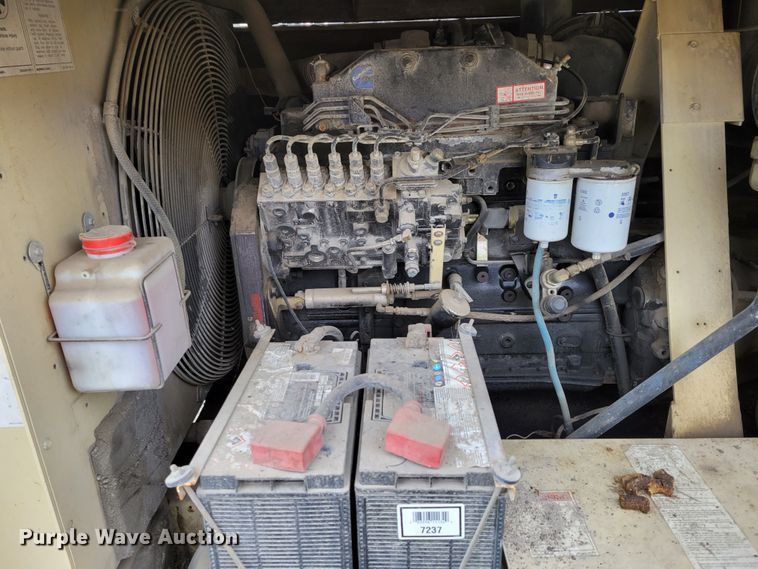 image for item DM8122 Ingersoll Rand  air compressor