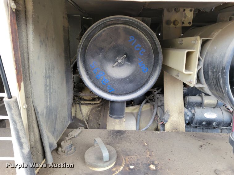 image for item DM8122 Ingersoll Rand  air compressor