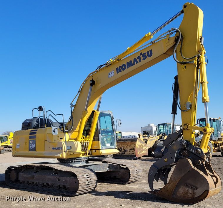 image for item DM8127 2019 Komatsu PC240LC-11  excavator