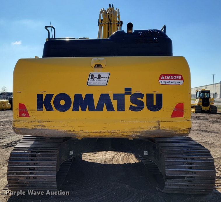image for item DM8127 2019 Komatsu PC240LC-11  excavator