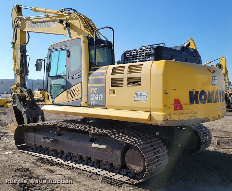 image for item DM8127 2019 Komatsu PC240LC-11  excavator
