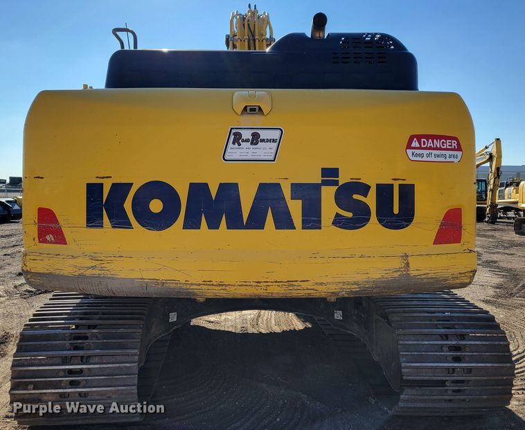 image for item DM8127 2019 Komatsu PC240LC-11  excavator