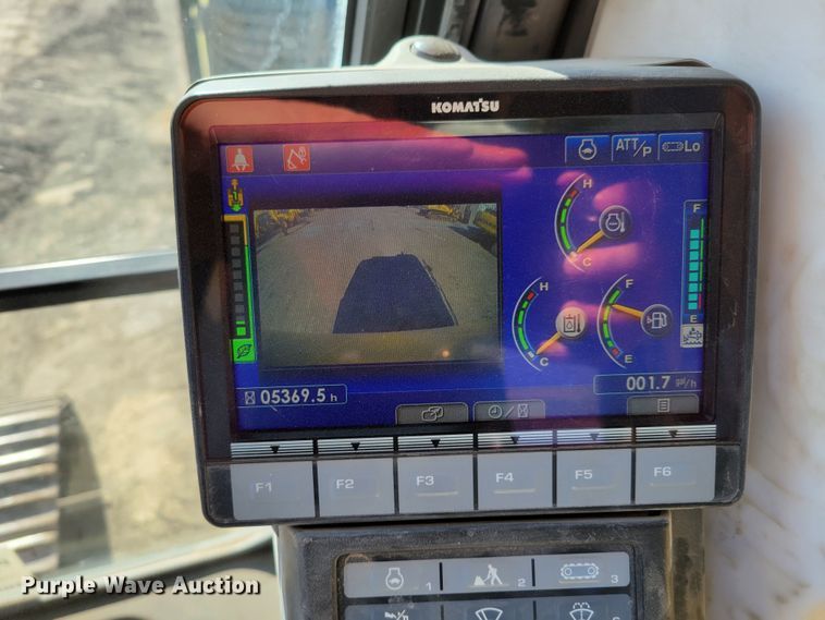 image for item DM8127 2019 Komatsu PC240LC-11  excavator