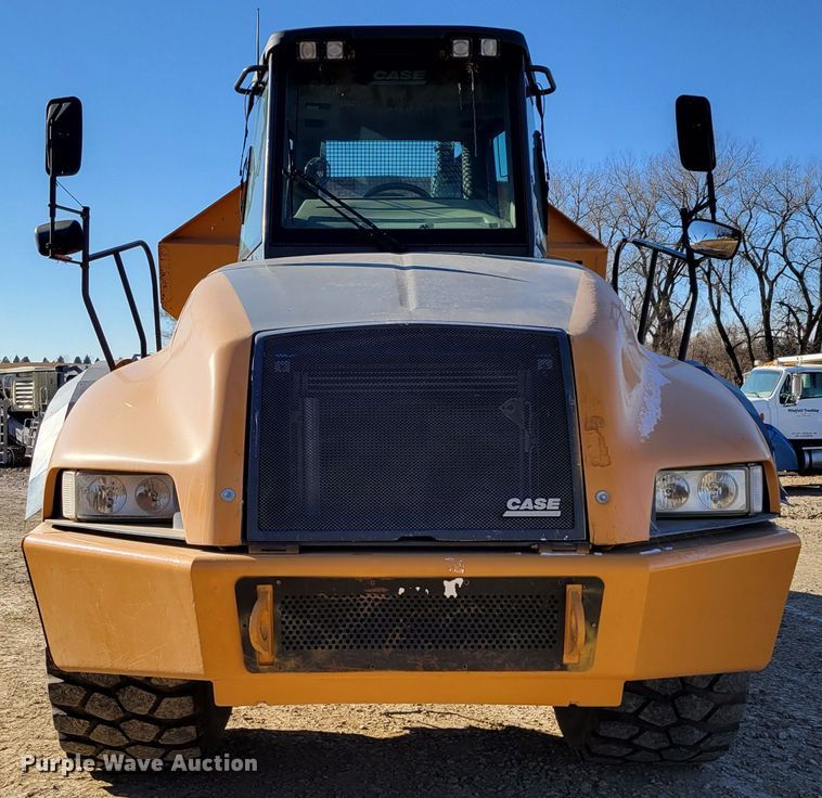 image for item DM8128 2006 Case 340B  haul truck