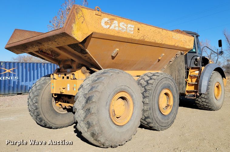 image for item DM8128 2006 Case 340B  haul truck