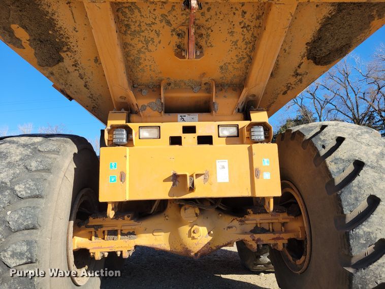 image for item DM8128 2006 Case 340B  haul truck