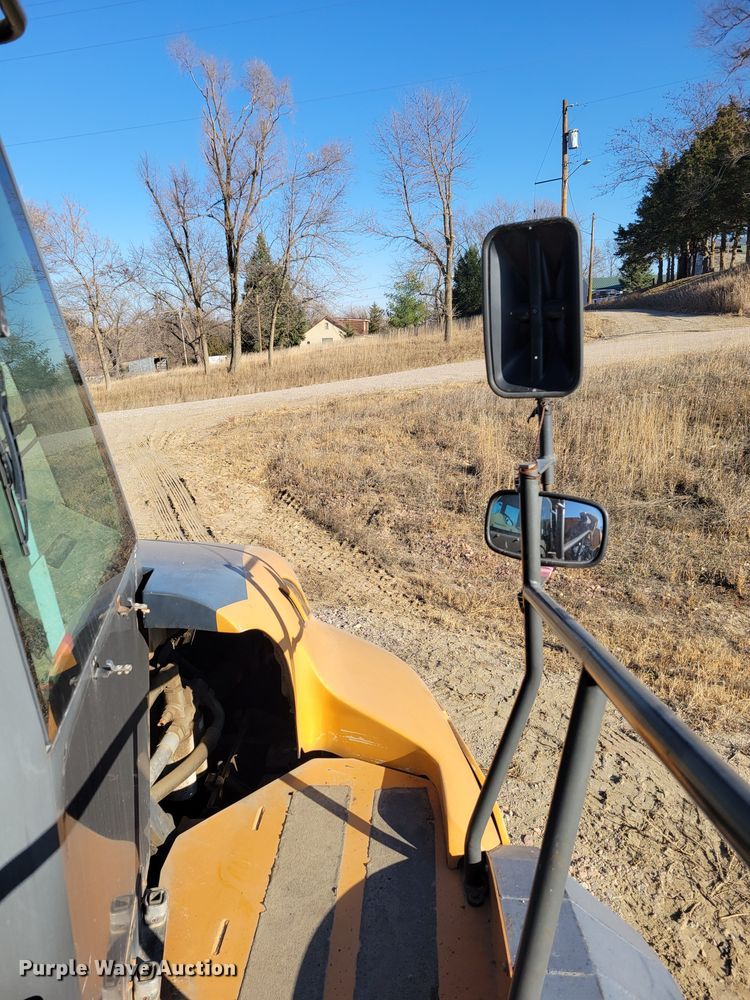 image for item DM8128 2006 Case 340B  haul truck