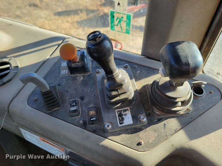 image for item DM8128 2006 Case 340B  haul truck