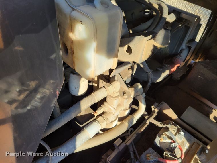 image for item DM8128 2006 Case 340B  haul truck