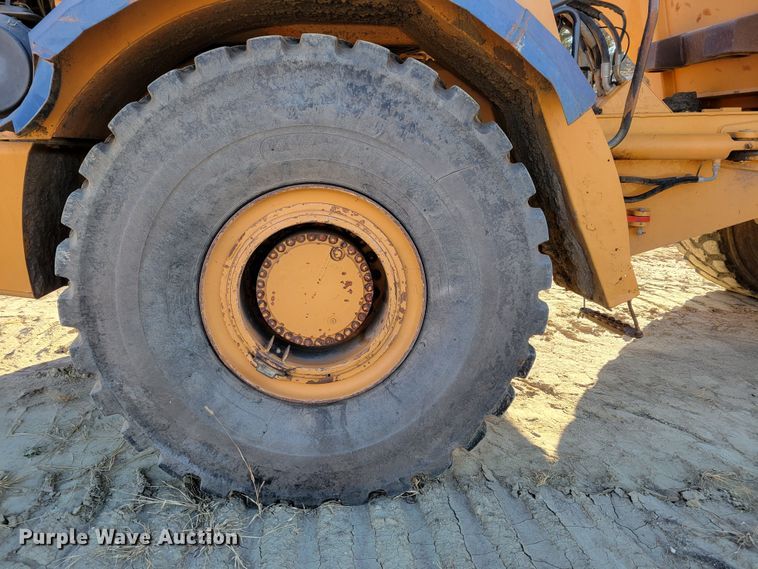 image for item DM8128 2006 Case 340B  haul truck