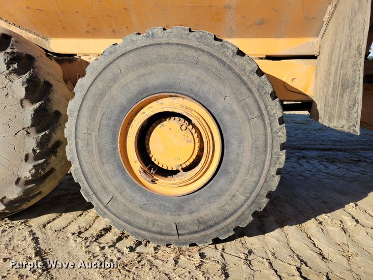 image for item DM8128 2006 Case 340B  haul truck