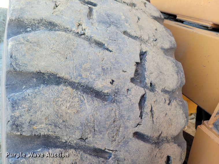 image for item DM8128 2006 Case 340B  haul truck