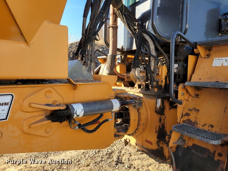 image for item DM8129 2008 Case 330B  haul truck