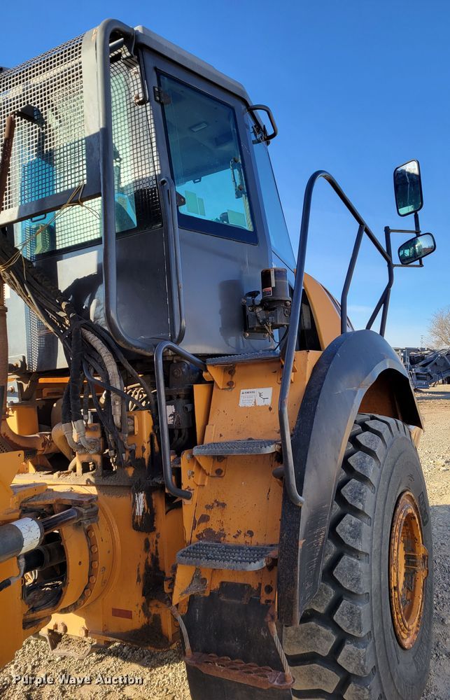 image for item DM8129 2008 Case 330B  haul truck