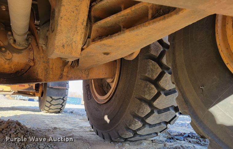 image for item DM8129 2008 Case 330B  haul truck