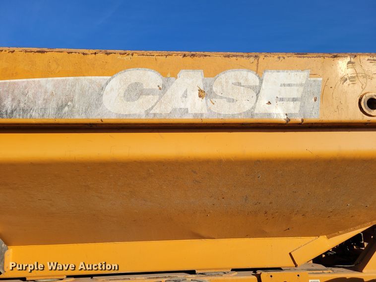 image for item DM8129 2008 Case 330B  haul truck