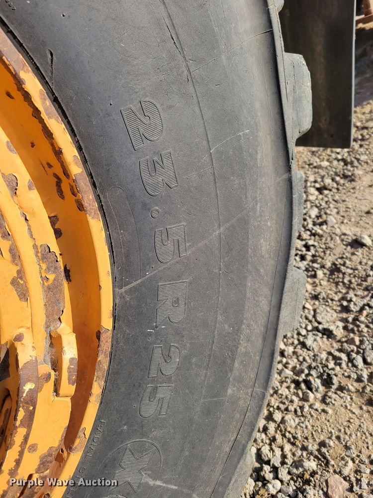 image for item DM8129 2008 Case 330B  haul truck