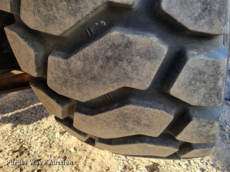 image for item DM8129 2008 Case 330B  haul truck