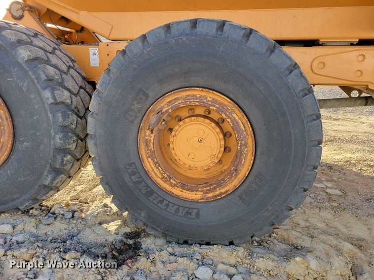 image for item DM8129 2008 Case 330B  haul truck