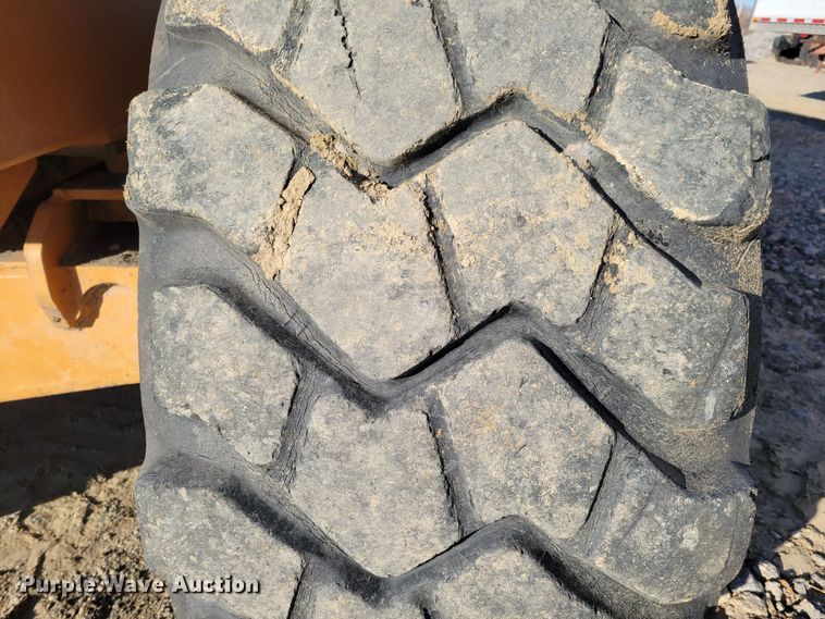 image for item DM8129 2008 Case 330B  haul truck