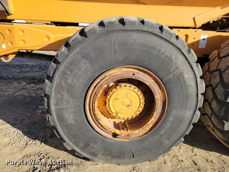 image for item DM8129 2008 Case 330B  haul truck