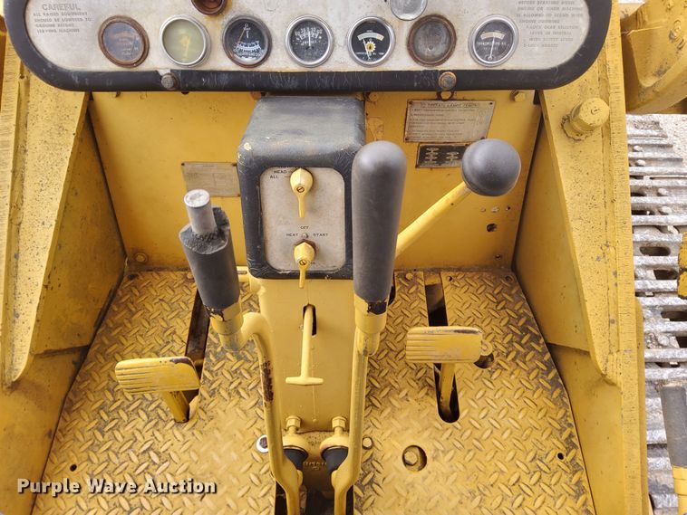 image for item DN6943 1962 Caterpillar 977H  track loader