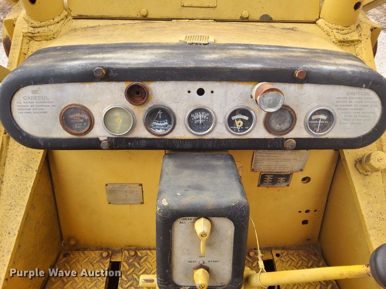 image for item DN6943 1962 Caterpillar 977H  track loader