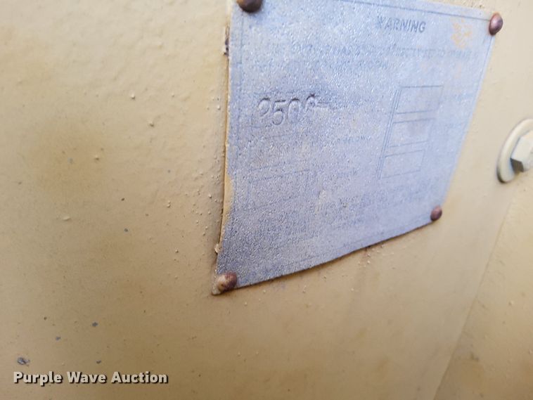 image for item DN6943 1962 Caterpillar 977H  track loader