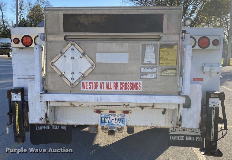 image for item DN8046 2006 Ford F550 Super Duty  utility / service truck